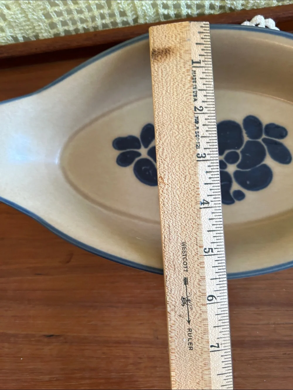 Vintage Pfaltzgraff “Folk Art” Stoneware Au Gratin Serving Dish. 22 oz